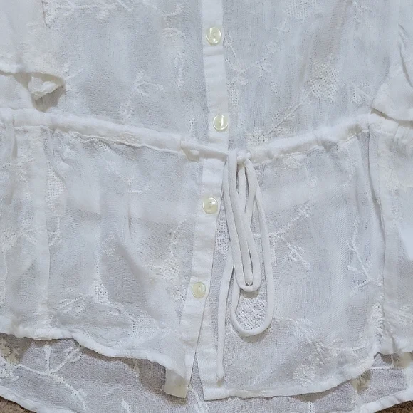 Lucky Brand Cream Lace Blouse with Flutter Sleeves Delicate Embroidery - Picture 6 of 8